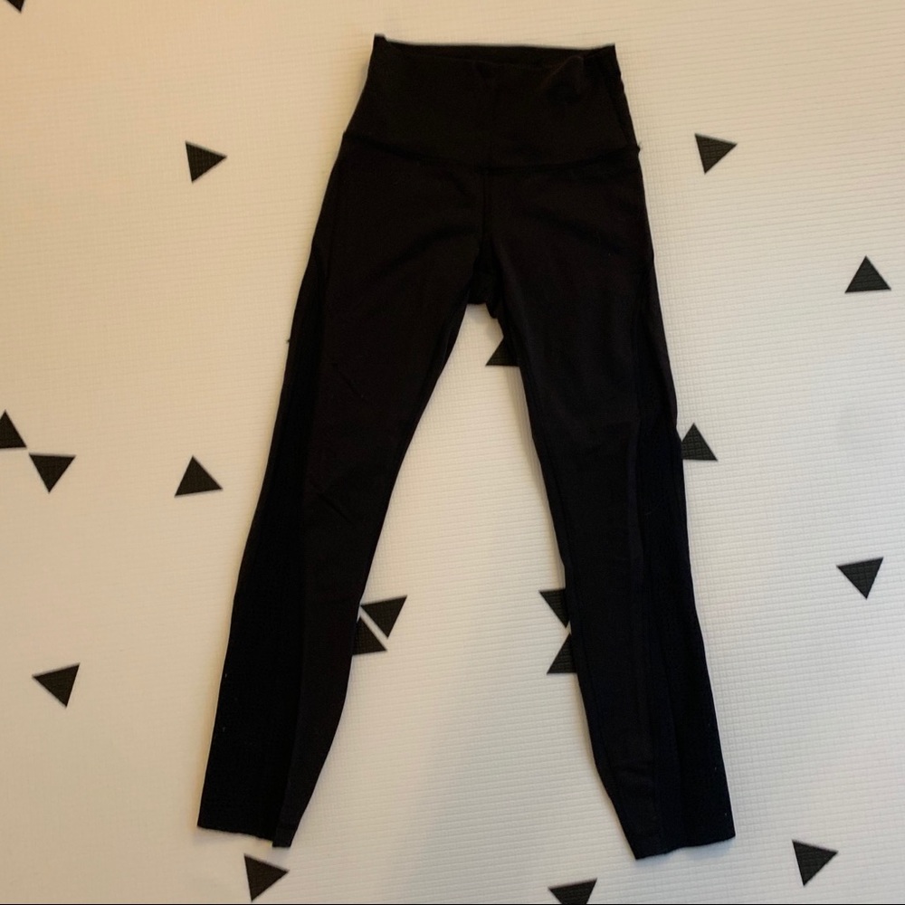 Lululemon size 4 luon 7/8 tights
